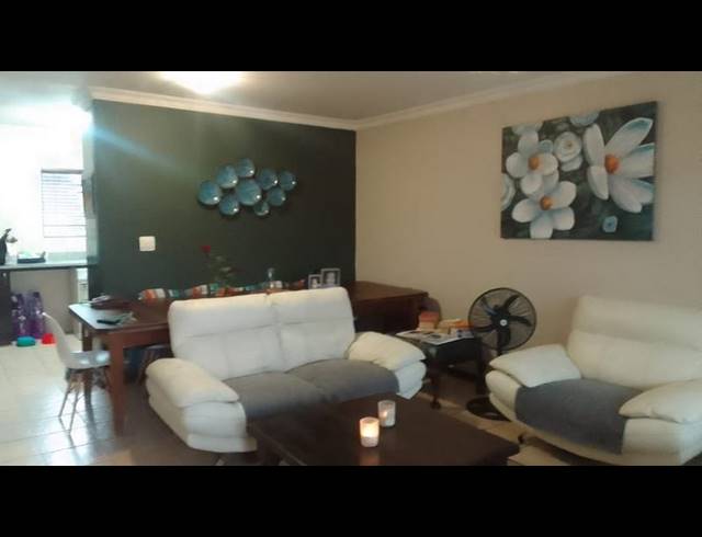 2 BEDROOM APARTMENT FOR SALE IN LILYVALE